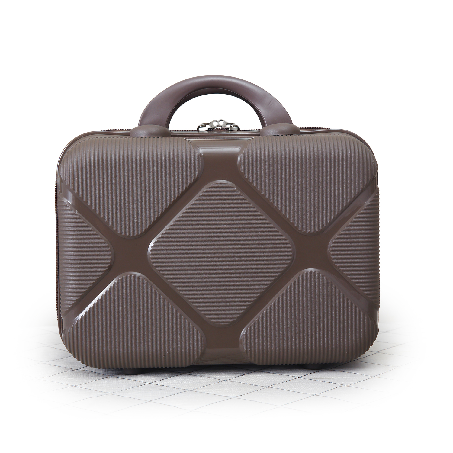Essential Hands-free Bag on a light studio background